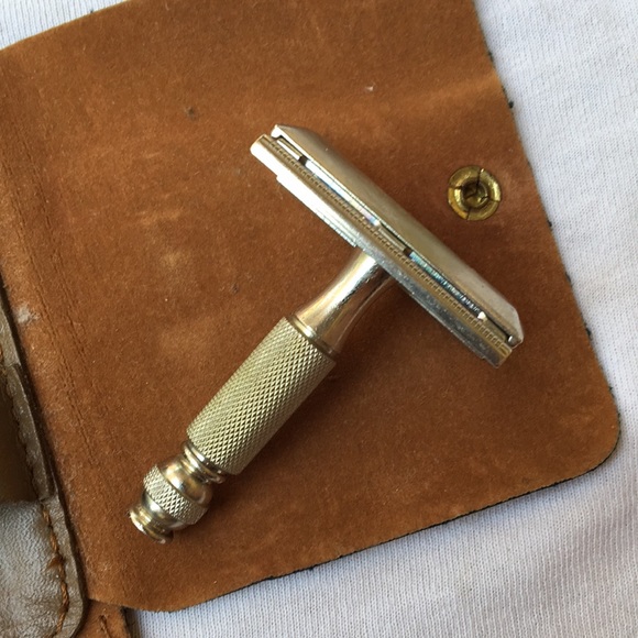 Noymer Other - Vintage Noymer Gillette shaving grooming kit Mello